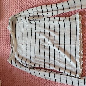 Aeropostale Long-Sleeve "Shrunken Tee" 🦋